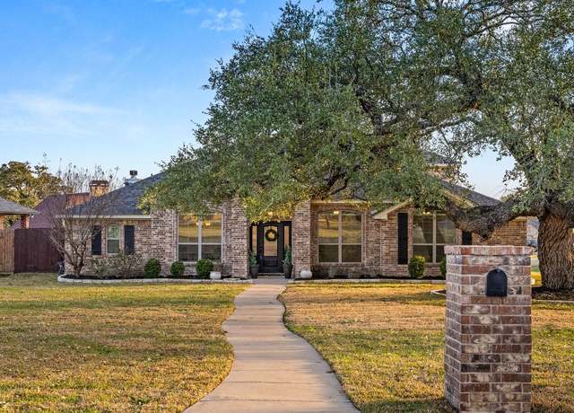 Property at 1859 Lacy Ridge Dr, Belton, TX 76513, 5 beds, 3.5 baths