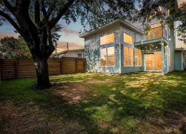 Property at 1609 Greenwood Ave Unit A, Austin, TX 78721, 3 beds, 2.5 baths