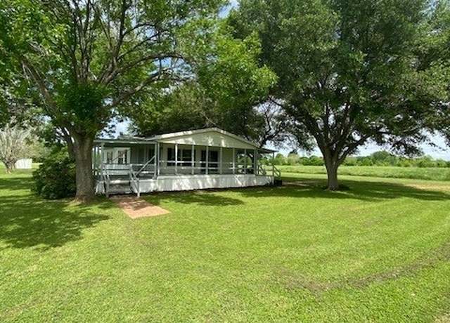Property at 9202 N Fm 331, Bellville, TX 77418, 3 beds, 2 baths