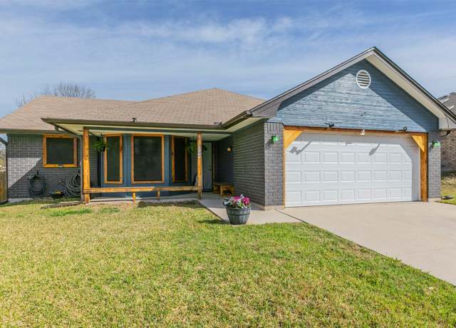 Property at 204 Paula St, Copperas Cove, TX 76522, 3 beds, 2 baths