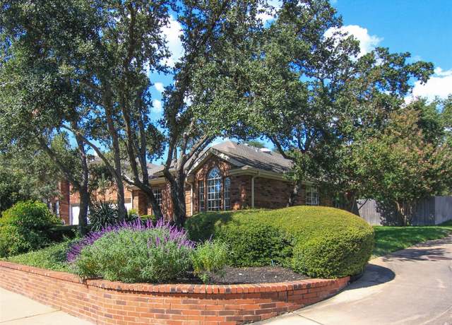 Property at 8102 Davis Mountain Pass, Austin, TX 78726, 4 beds, 3 baths