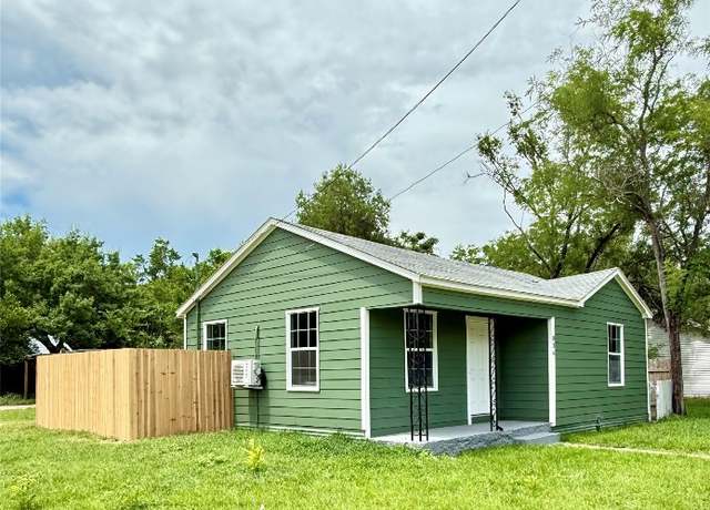 Property at 836 W Bell Ave, Rockdale, TX 76567, 2 beds, 1 bath