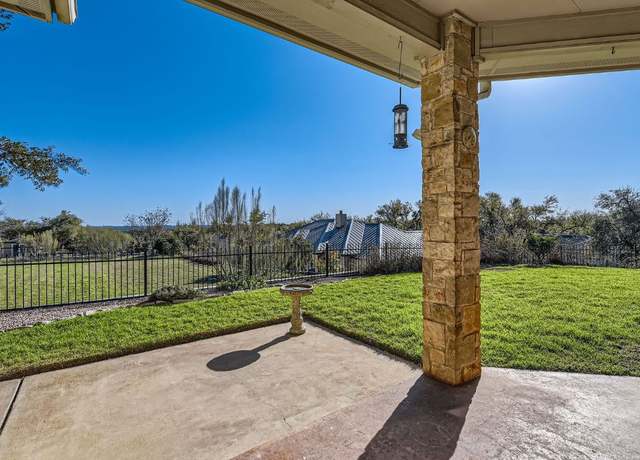 Property at 200 Hillside Dr, Dripping Springs, TX 78620, 4 beds, 3 baths