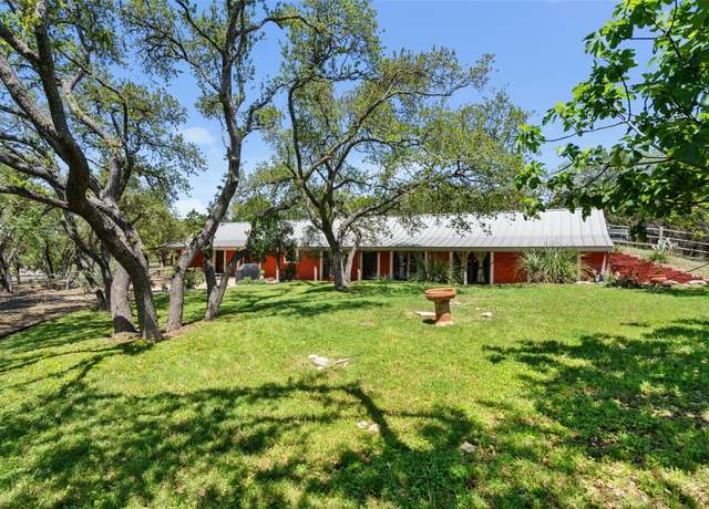 Property at 1005 Lisa Dr, Austin, TX 78733, 4 beds, 3 baths