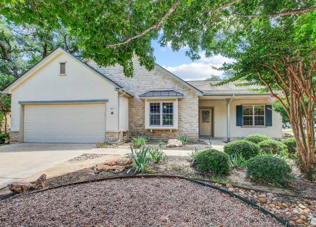 Property at 401 Texas Dr, Georgetown, TX 78633, 3 beds, 2 baths