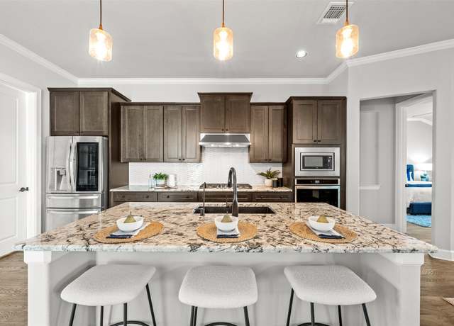 Property at 132 Drawing Maple St, San Marcos, TX 78666, 3 beds, 3 baths