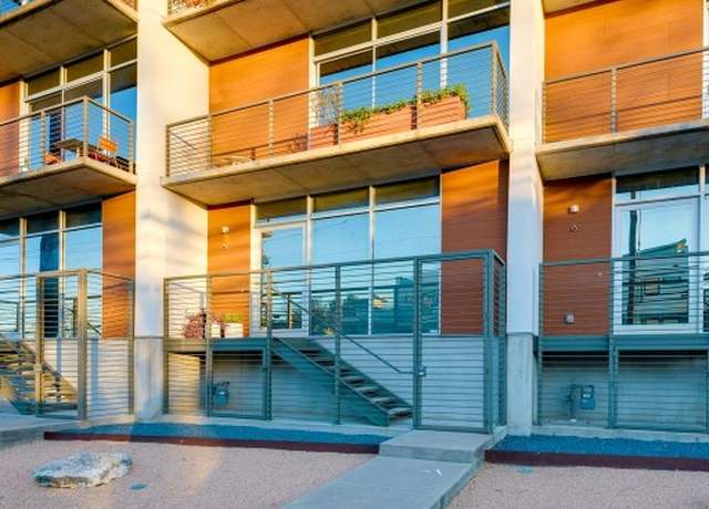 Property at 2301 S 5th St #5, Austin, TX 78704, 3 beds, 3.5 baths