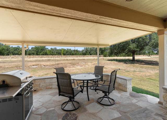 Property at 533 Salt Creek Ln, Georgetown, TX 78633, 3 beds, 2 baths