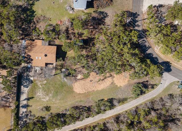 Property at 9003 & 9007 Grandview Dr, Jonestown, TX 78645, 2 beds, 2.5 baths