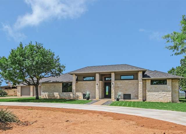 Property at 418 The Hills Rd, Horseshoe Bay, TX 78657, 3 beds, 3 baths