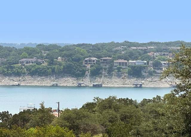 Property at 302 Southwind Rd, Lago Vista, TX 78645, 3 beds, 2.5 baths