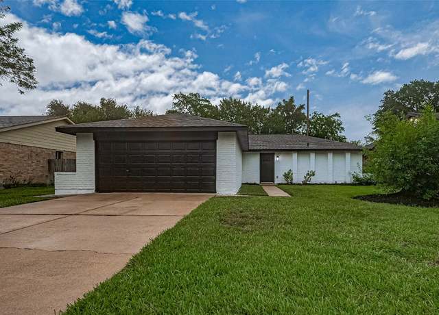 Property at 7614 Andiron Cir, Houston, TX 77041, 2 beds, 2 baths