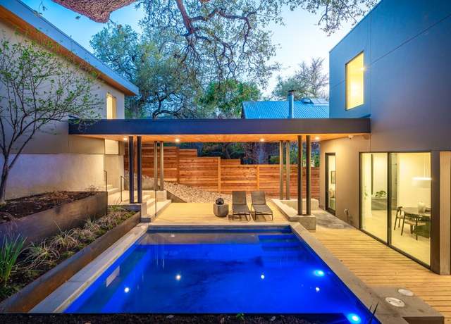 Property at 1505 Alameda Dr, Austin, TX 78704, 4 beds, 3 baths