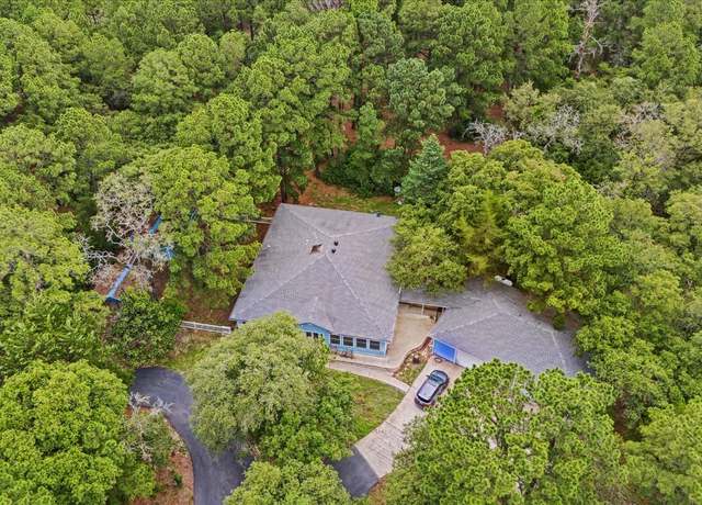 Property at 222 Pony Express Dr, Smithville, TX 78957, 3 beds, 2.5 baths