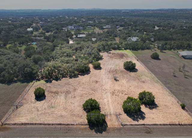 Property at 351 Crossroads Dr, Dripping Springs, TX 78620