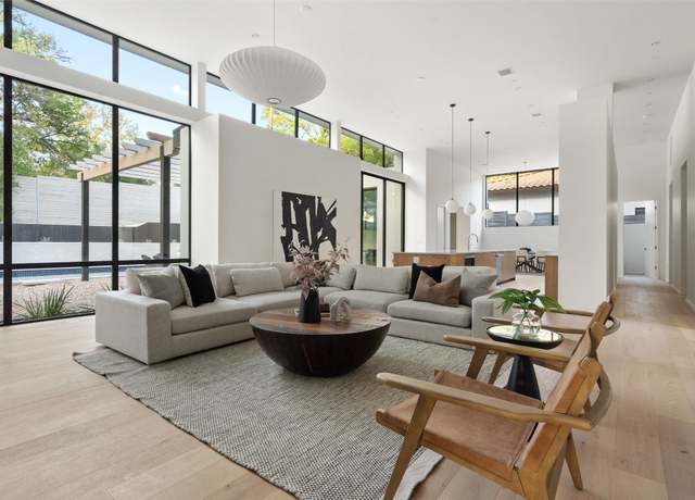 Property at 2704 Mountain Laurel Dr, Austin, TX 78703, 5 beds, 5.5 baths