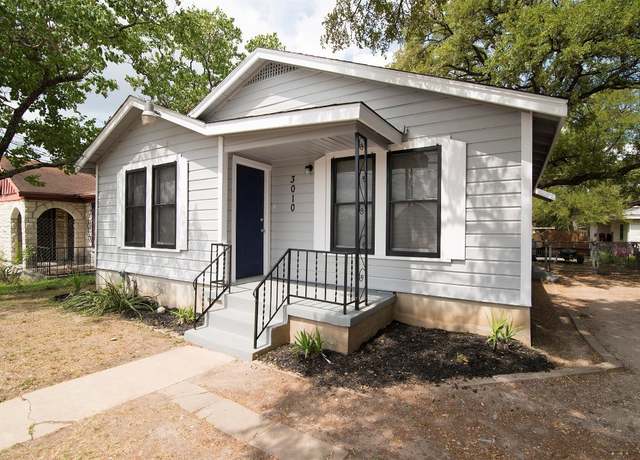 Property at 3010 E 12th St, Austin, TX 78702, 3 beds, 1 bath