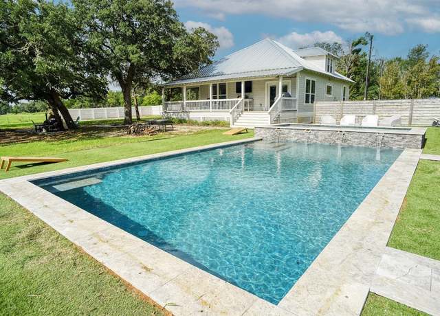 Property at 141 Grassyville Rd, Paige, TX 78659