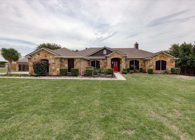 Property at 109 S Santa Fe Trl, Liberty Hill, TX 78642, 4 beds, 2 baths
