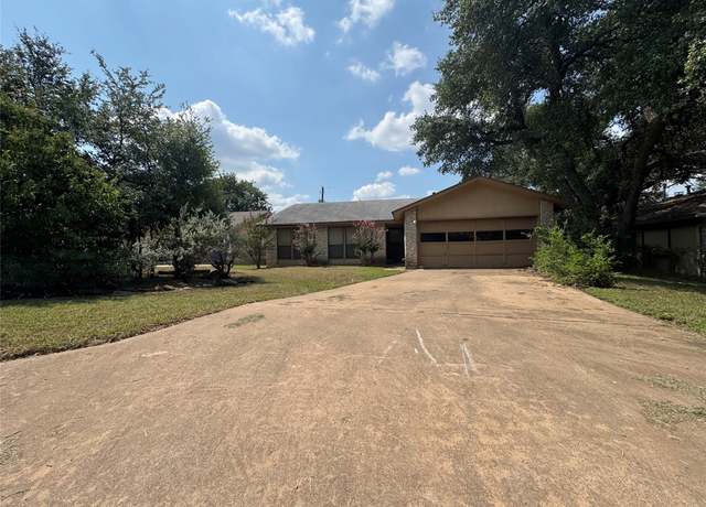 Property at 3105 Jeanette Ct, Austin, TX 78745, 3 beds, 2 baths