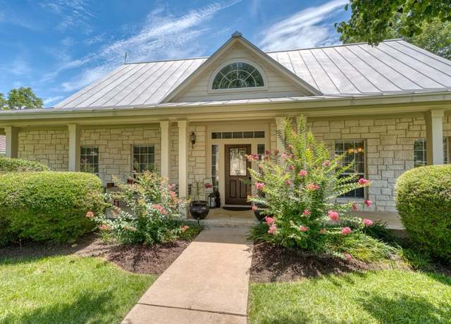 Property at 337 Colonial St, Meadowlakes, TX 78654, 5 beds, 4 baths