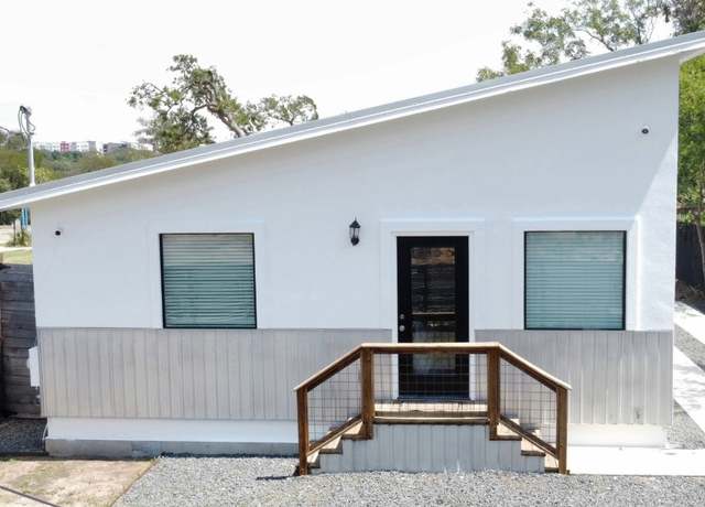 Property at 1171 Nickols Ave #1, Austin, TX 78721, 1 bed, 2 baths