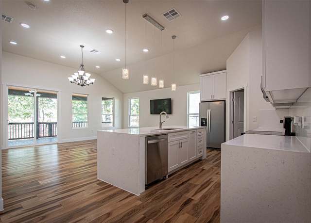 Property at 106 Passion Vine Rd, Dale, TX 78616, 4 beds, 3 baths