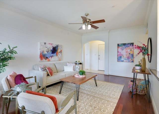 Property at 7701 Rialto Blvd #1232, Austin, TX 78735, 3 beds, 2 baths