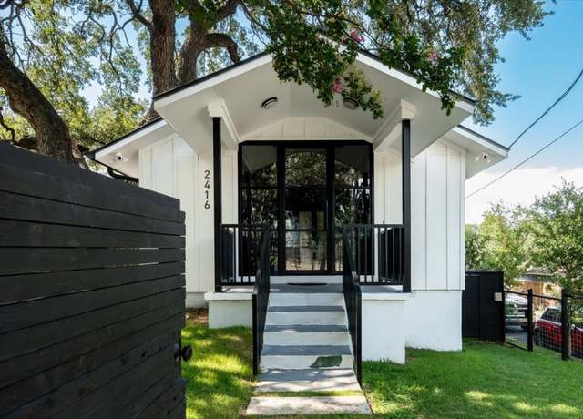 Property at 2416 E 10th St, Austin, TX 78702, 3 beds, 3 baths