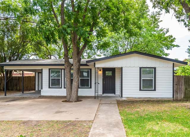 Property at 1112 Sycamore St, San Marcos, TX 78666, 3 beds, 1 bath