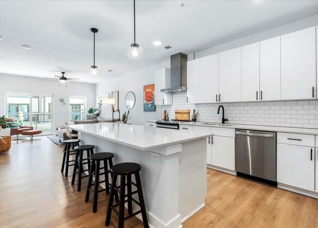 Property at 3101 Govalle Ave #114, Austin, TX 78702, 1 bed, 1 bath