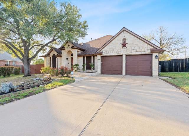 Property at 15835 Garrison Cir, Austin, TX 78717, 5 beds, 2.5 baths