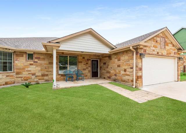 Property at 120 Leisure Ln, Cedar Creek, TX 78612, 4 beds, 3 baths