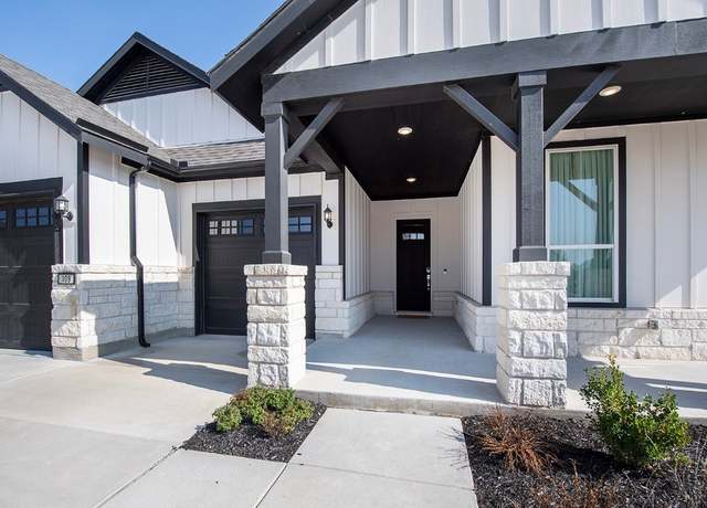 Property at 109 Martingale St, Georgetown, TX 78633, 3 beds, 3.5 baths