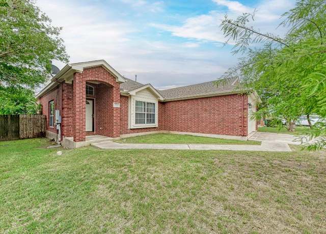 Property at 1506 Colton Ln, Lockhart, TX 78644, 4 beds, 2 baths