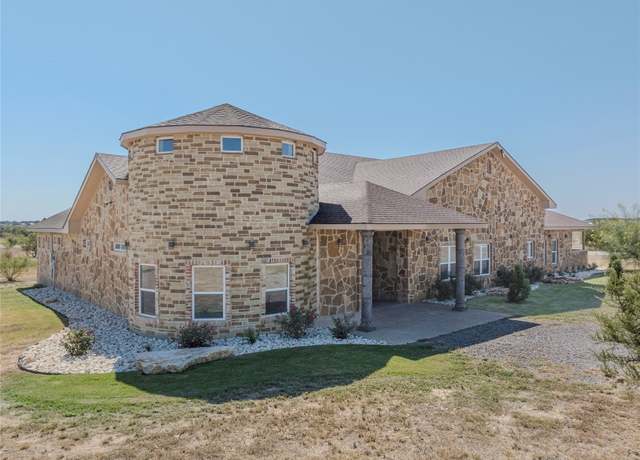 Property at 2833 Cr 219, Florence, TX 76527, 6 beds, 4 baths