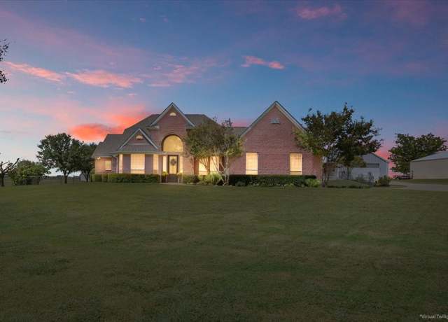 Property at 1626 Eagle Bluff Dr, Troy, TX 76579, 4 beds, 3 baths