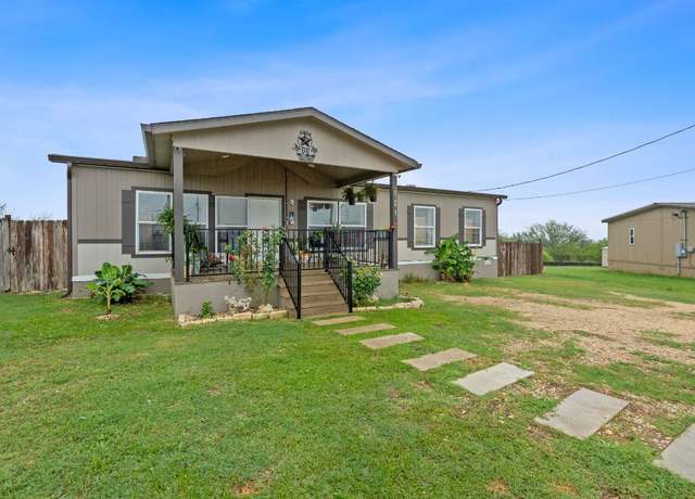 Property at 121 Fate Ct, Kyle, TX 78640, 4 beds, 2 baths