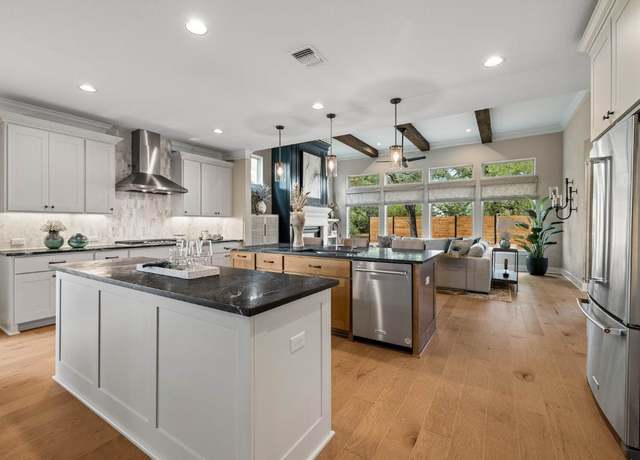 Property at 220 Alistair Dr, Georgetown, TX 78633, 4 beds, 4 baths