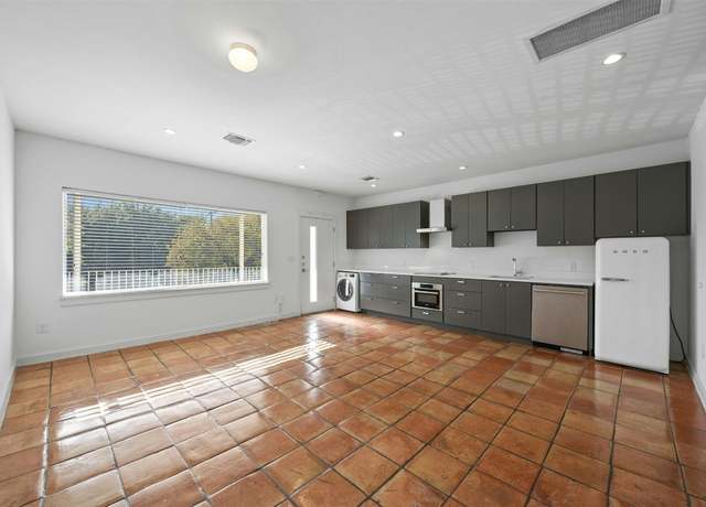 Property at 1200 Enfield Rd #203, Austin, TX 78703, 1 bed, 1 bath