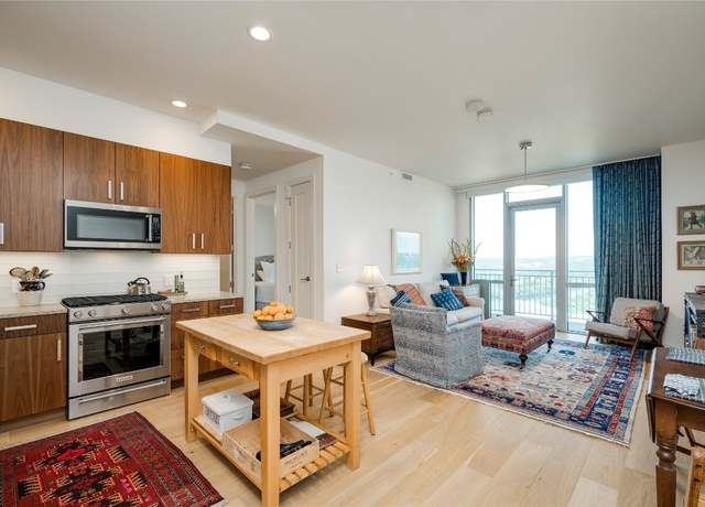 Property at 222 West Ave #2710, Austin, TX 78701, 1 bed, 1 bath