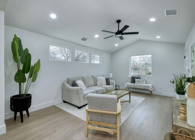Property at 908 E 51st St, Austin, TX 78751, 3 beds, 2 baths