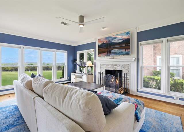Property at 16 Tournament Way #19, The Hills, TX 78738, 2 beds, 2.5 baths