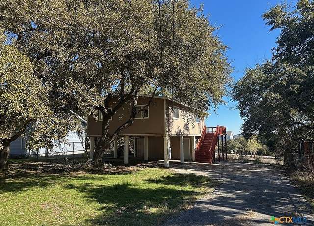 Property at 1560 Skyline Hls, Canyon Lake, TX 78133, 2 beds, 1 bath