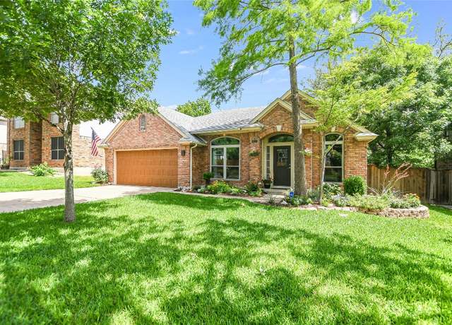 Property at 8013 Doe Meadow Dr, Austin, TX 78749, 4 beds, 2 baths