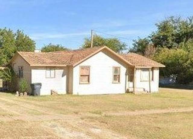 Property at 1606 Backus St, Paducah, TX 79248, 3 beds, 1 bath
