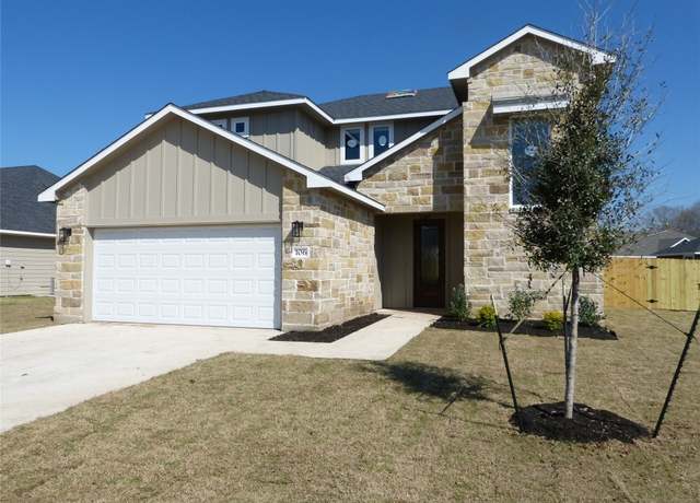 Property at 106 Callie St, Smithville, TX 78957, 4 beds, 3.5 baths