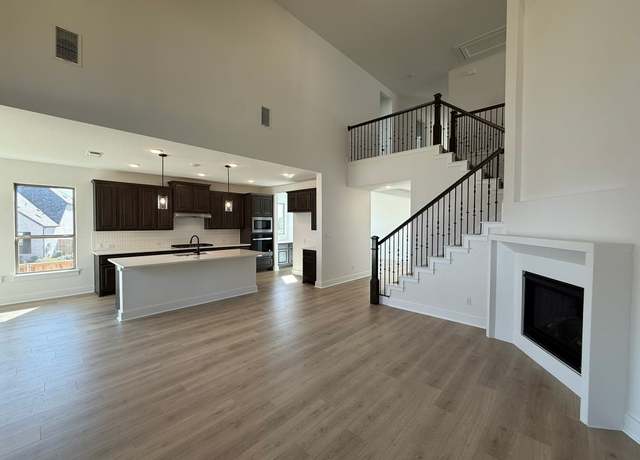 Property at 1200 Blanket Flower Dr, Georgetown, TX 78628, 5 beds, 4 baths