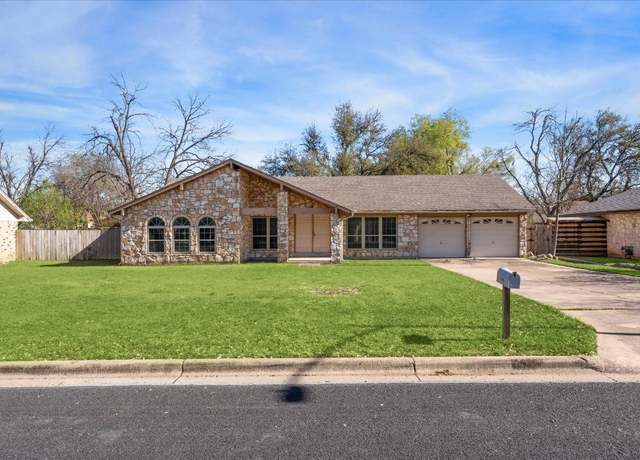 Property at 11905 Buckingham Rd, Austin, TX 78759, 3 beds, 2 baths