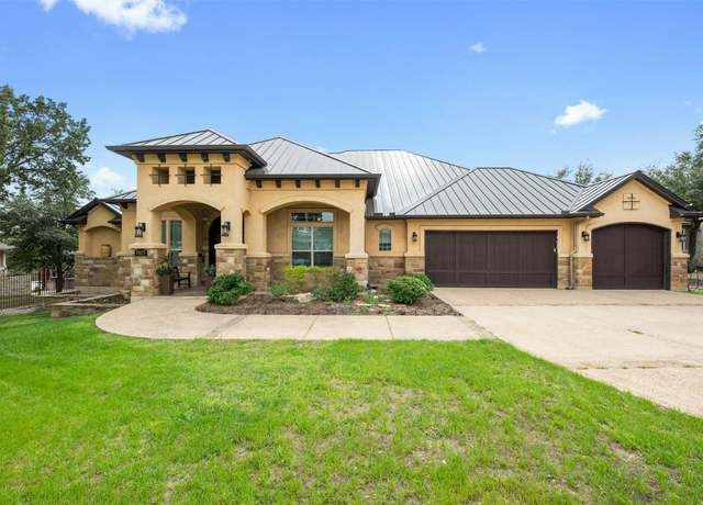 Property at 7617 Lazy River Cv, Austin, TX 78730, 4 beds, 2.5 baths